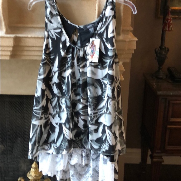 Top - Picture 1 of 4